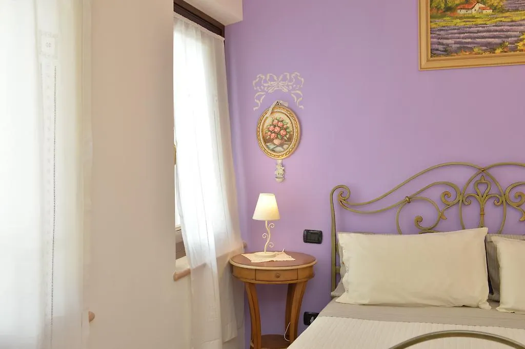 B&B Corte Giare SantʼAmbrogio di Valpolicella Bed and Breakfast